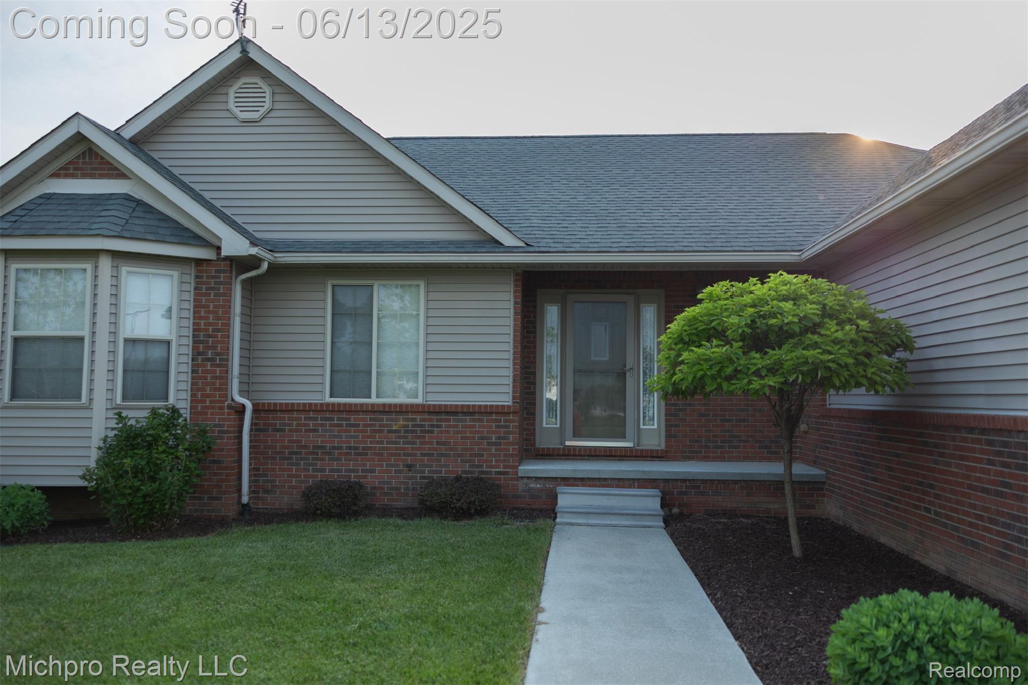 411 ROWLEY Drive