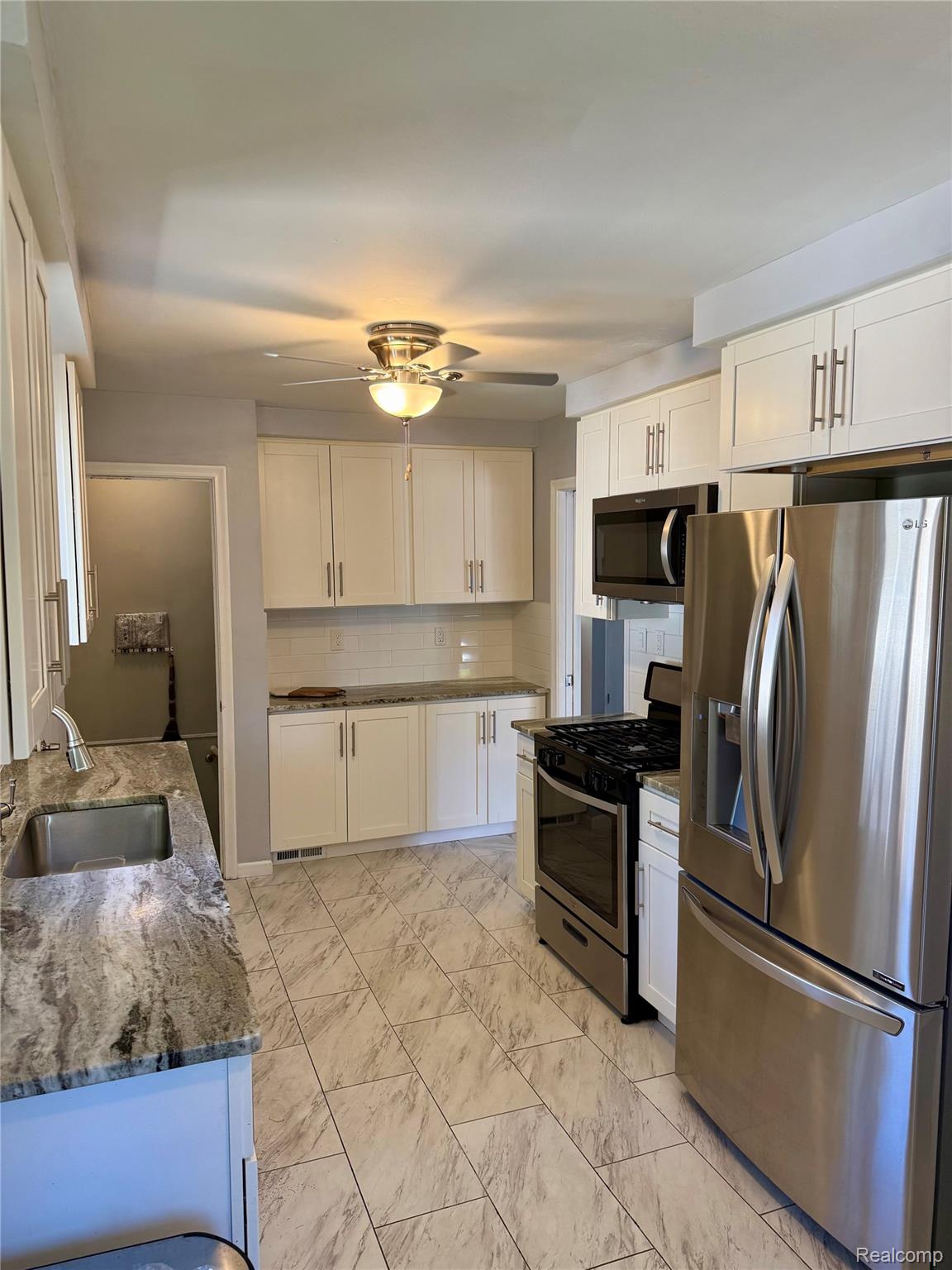 24051 Rensselaer Street