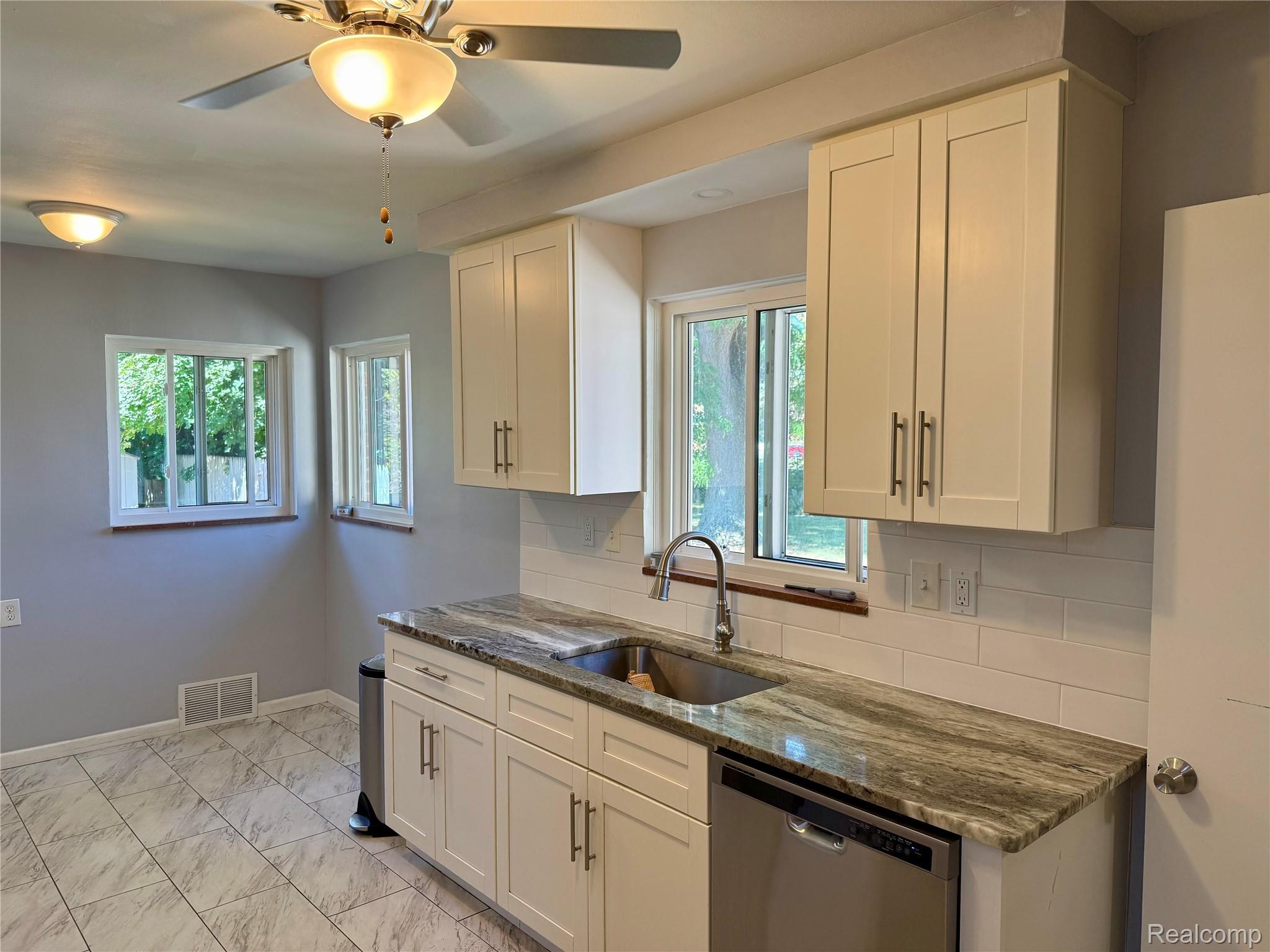 24051 Rensselaer Street