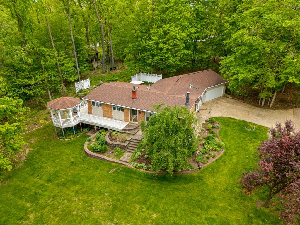 4179 Woodland Drive