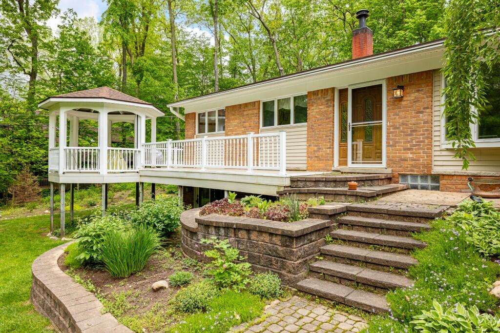4179 Woodland Drive