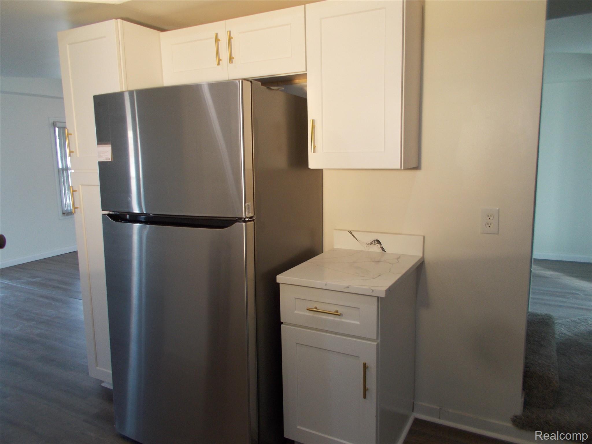 3341 Buckingham Avenue Avenue