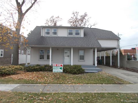 3341 Buckingham Avenue Avenue Berkley City MI 48072