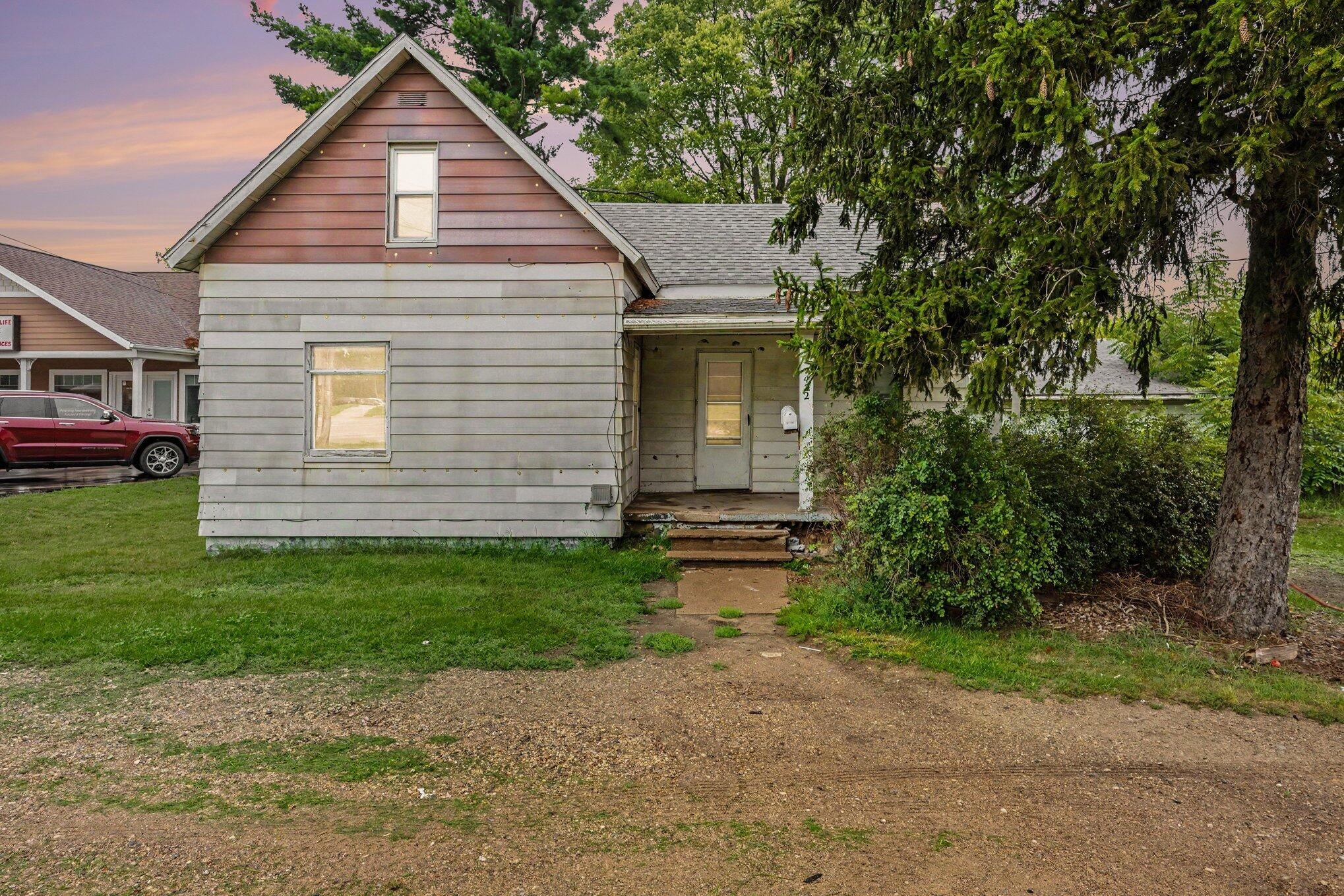 422 Western Avenue