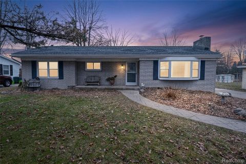 2138 Gratiot Boulevard Marysville City MI 48040