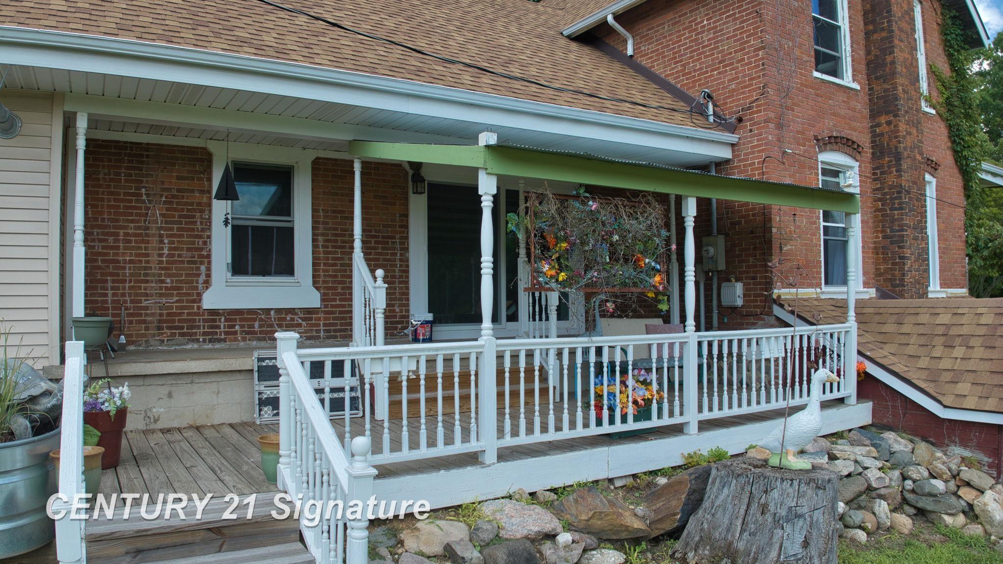 13065 N Lewis Road