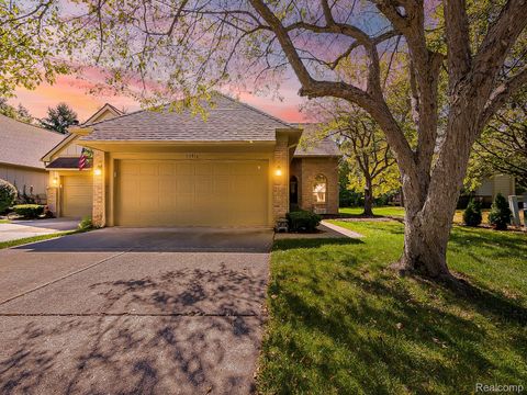 2591 Maple Forest Court 1 Wixom City MI 48393