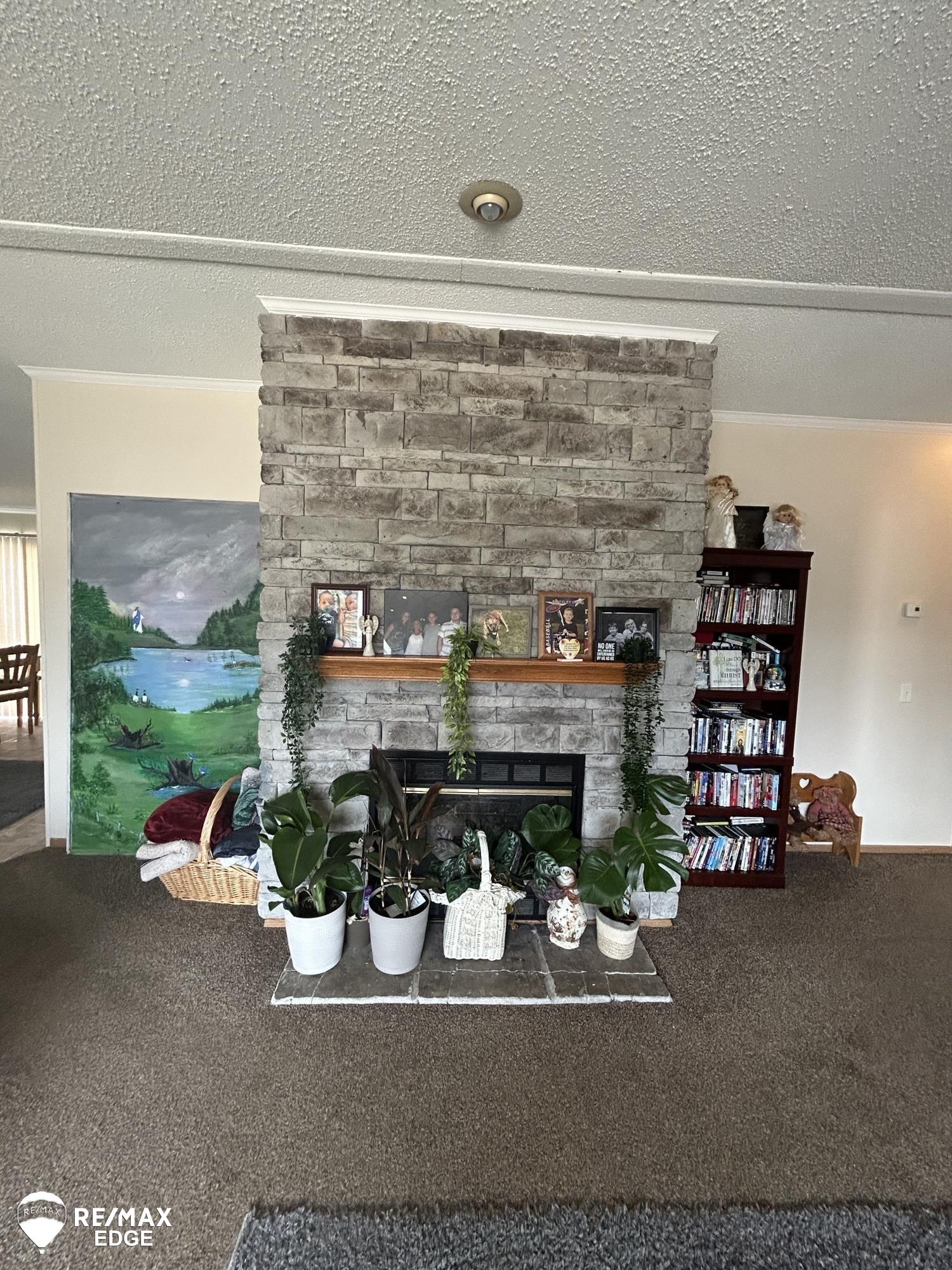 475 White Willow Drive