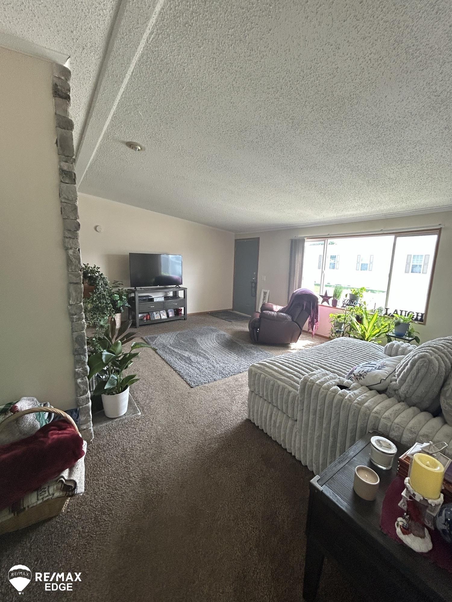 475 White Willow Drive