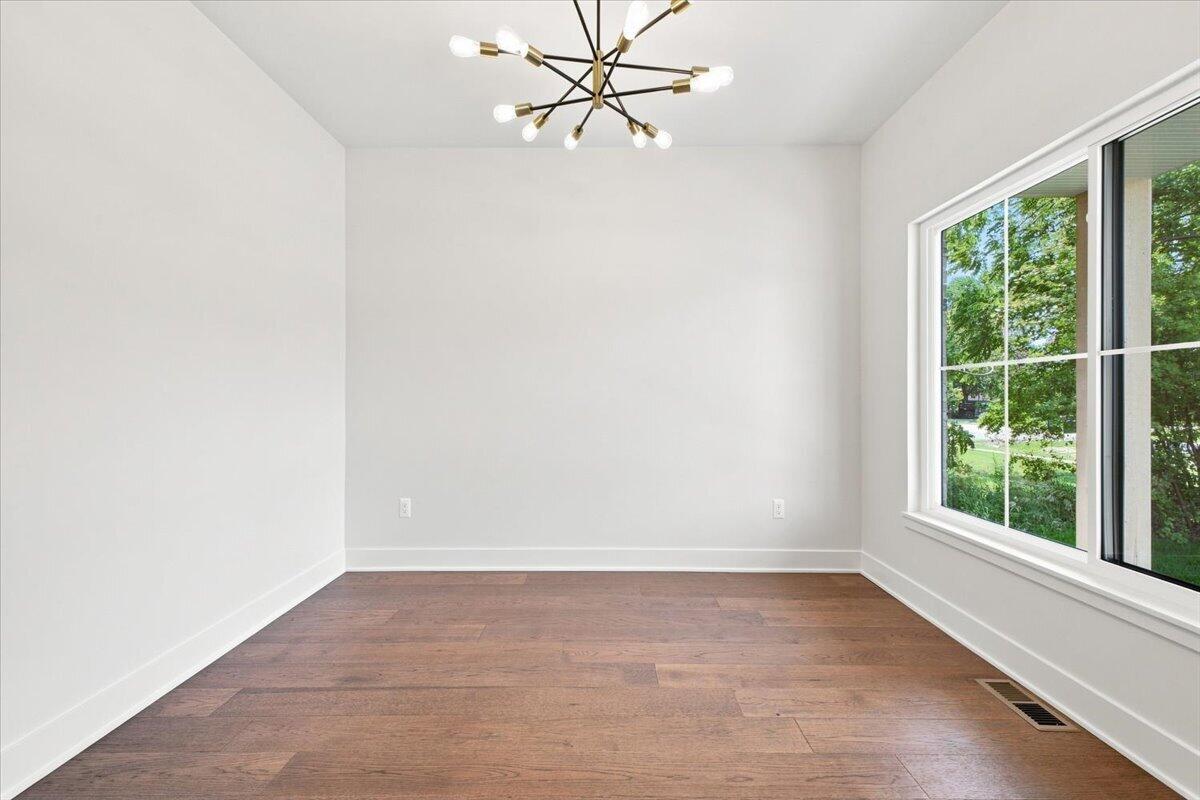 41 Starr Drive