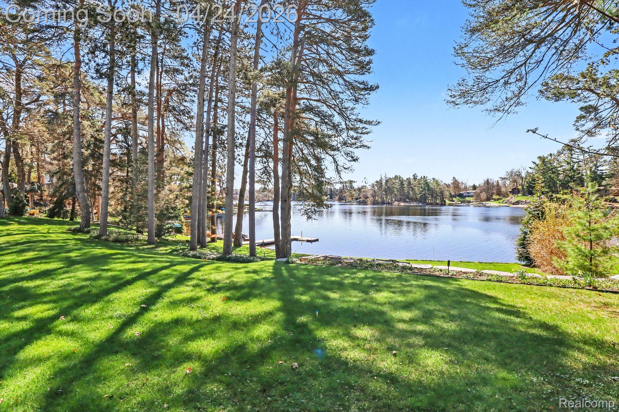 1085 Abseguami Trail