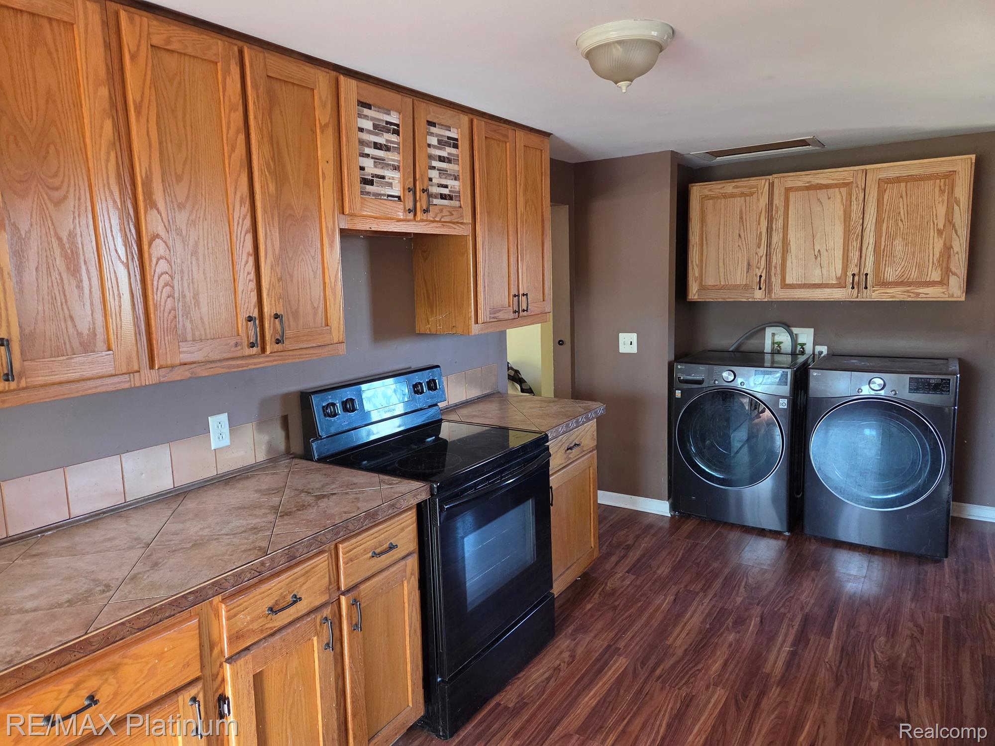 1643 County Farm Road