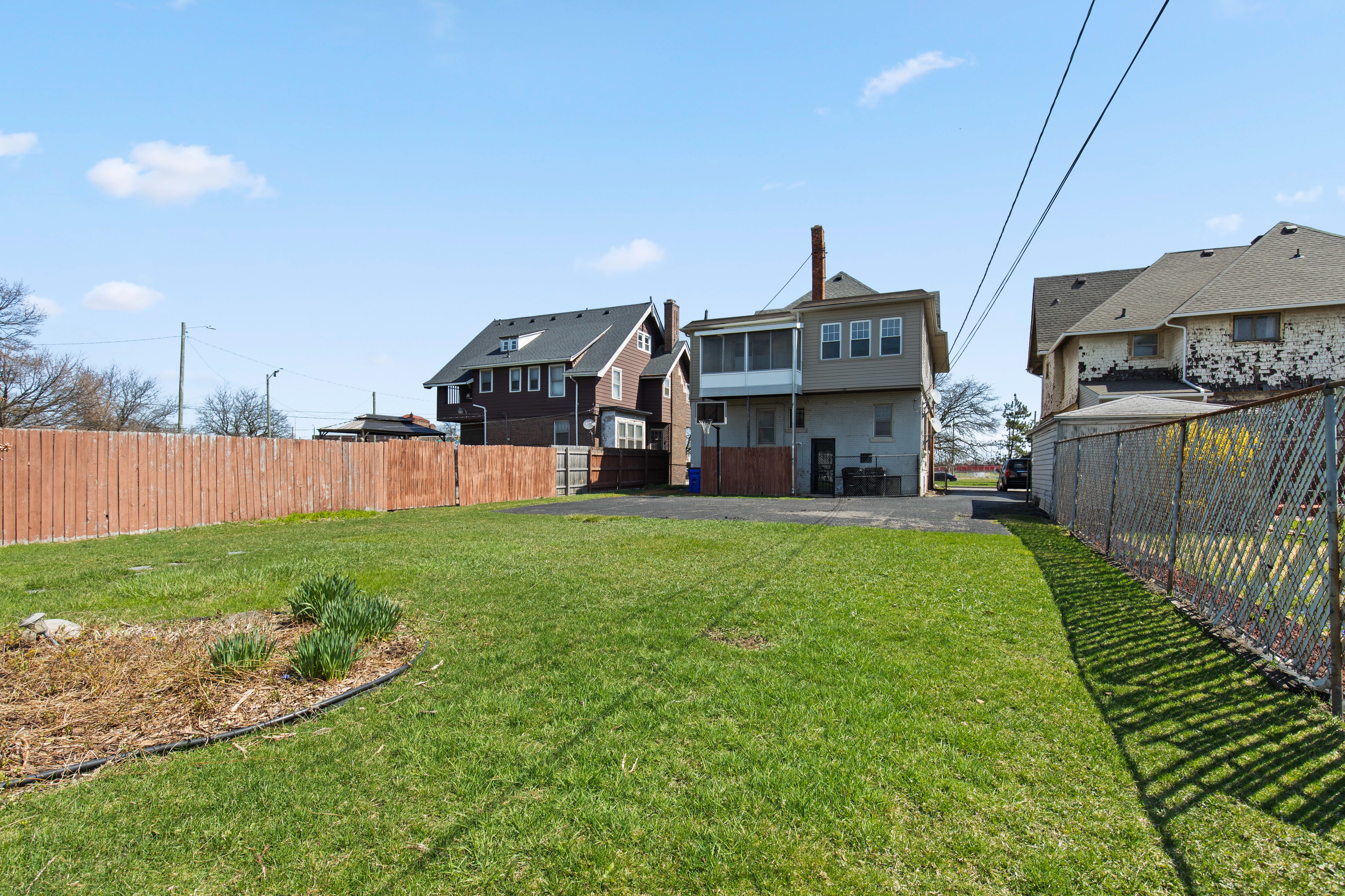 Detroit City Wayne, Michigan 48208, United States, 7 Bedrooms Bedrooms, ,4 BathroomsBathrooms,Residential,Active,106634