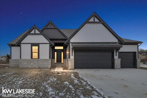 28327 Nadia Lane Chesterfield Township MI 48047