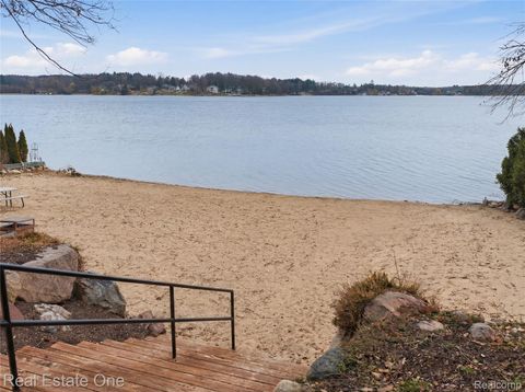 Tiny photo for 3181 Aspen Ridge Court, Genoa Township, MI 48843 (MLS # 20261020045)