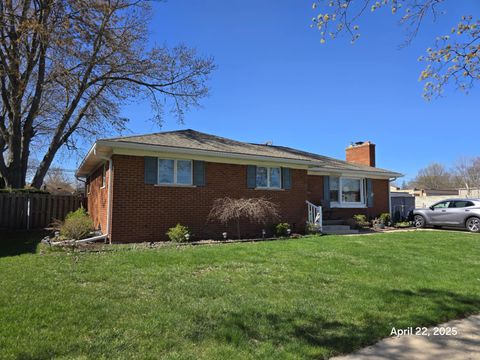 22320 RED MAPLE Lane St Clair Shores City MI 48080