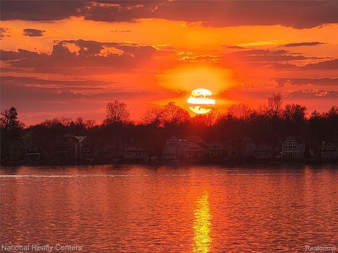 138 Welfare Boulevard Walled Lake City MI 48390