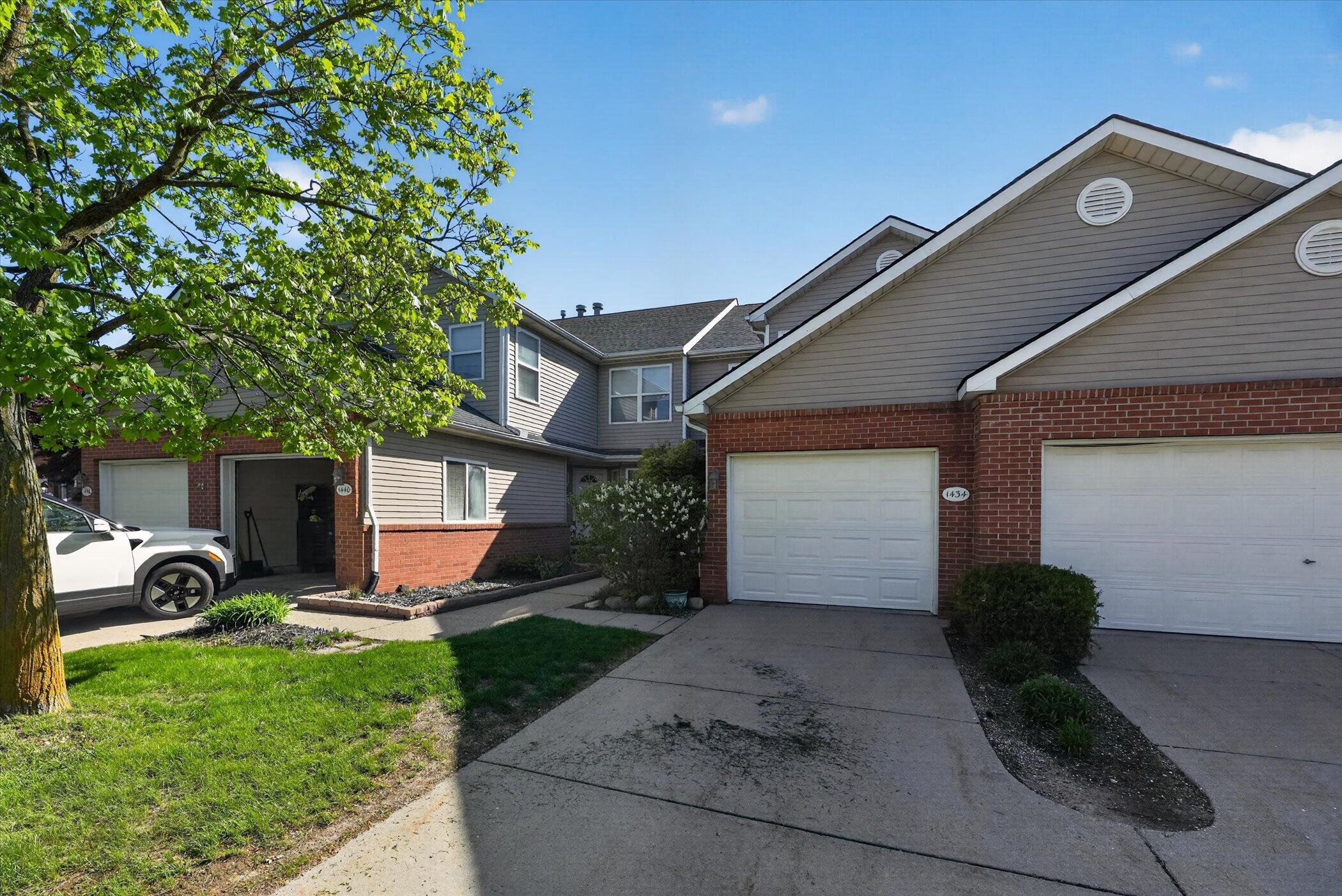 1434 Steeplechase Court 60