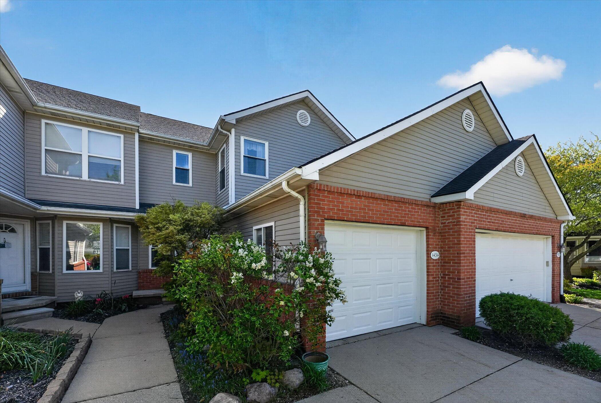 1434 Steeplechase Court 60