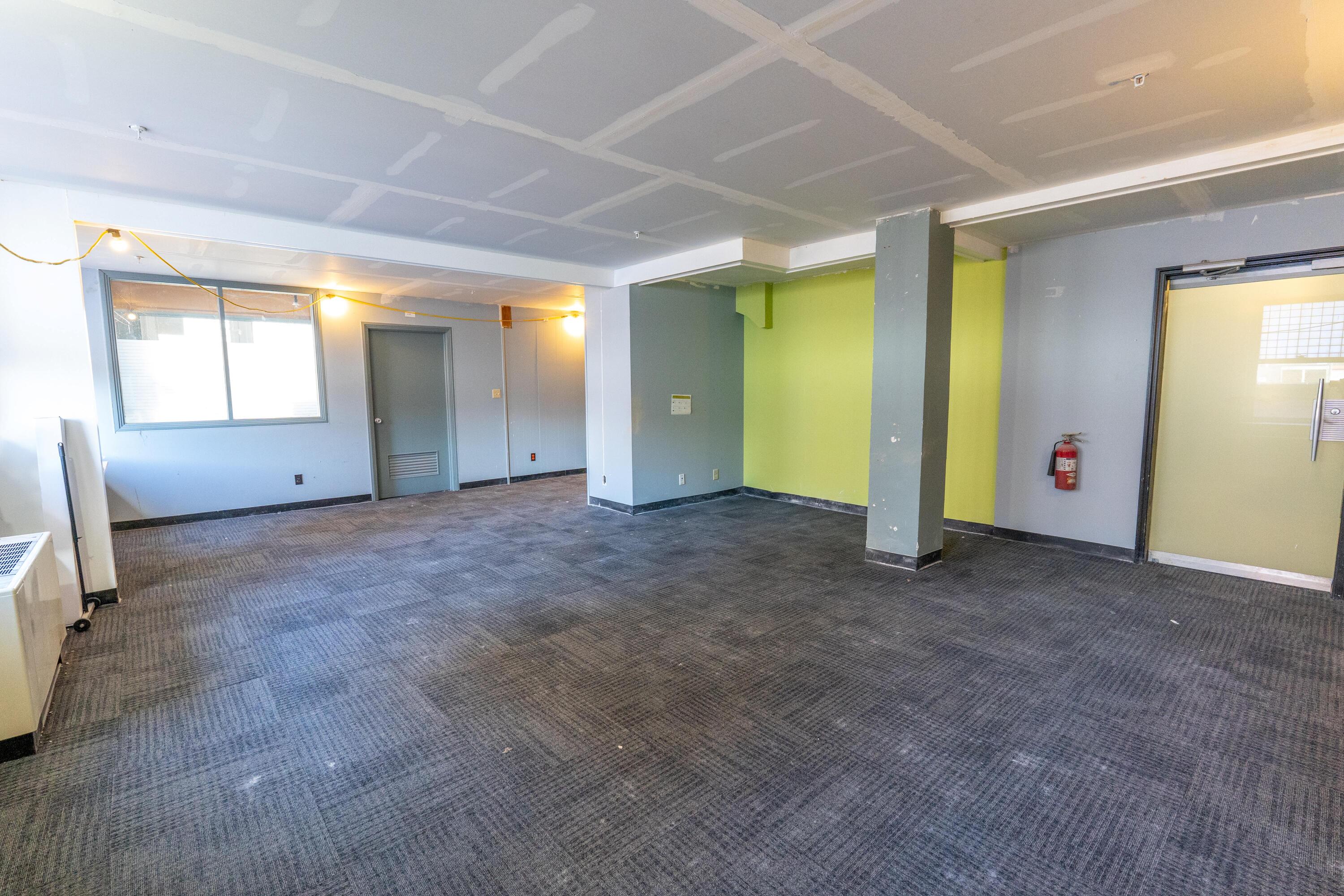 Troy, New York 12180, United States, ,Residential,Active,255038