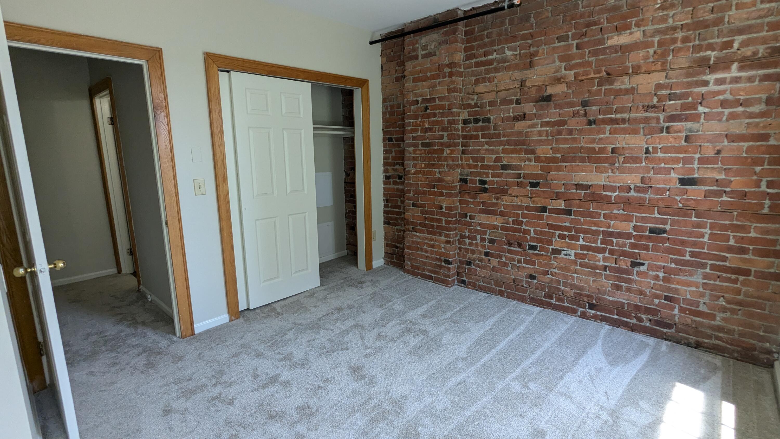 Troy, New York 12180, United States, ,Residential,Active,183301