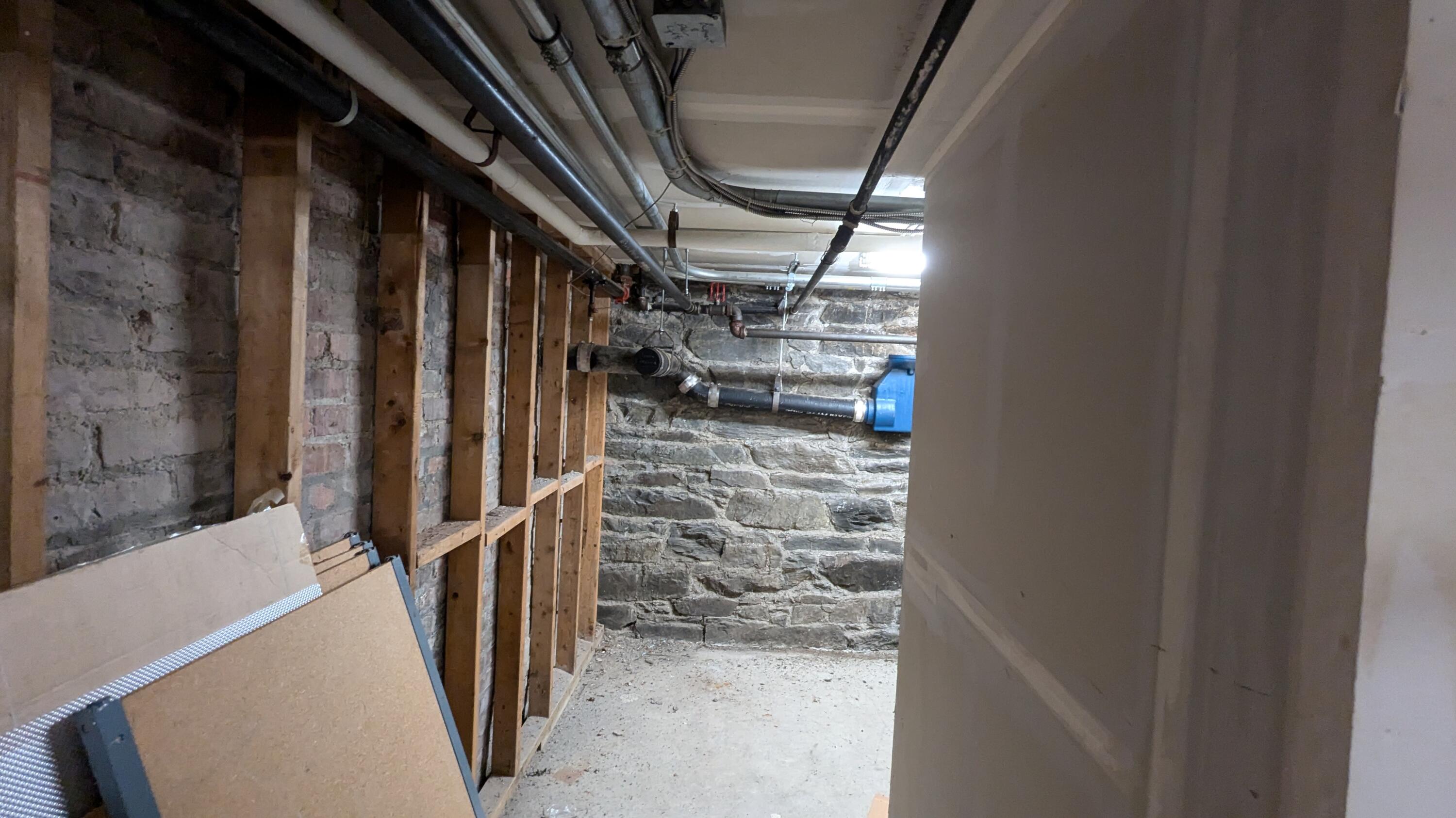 Troy, New York 12180, United States, ,Residential,Active,183301