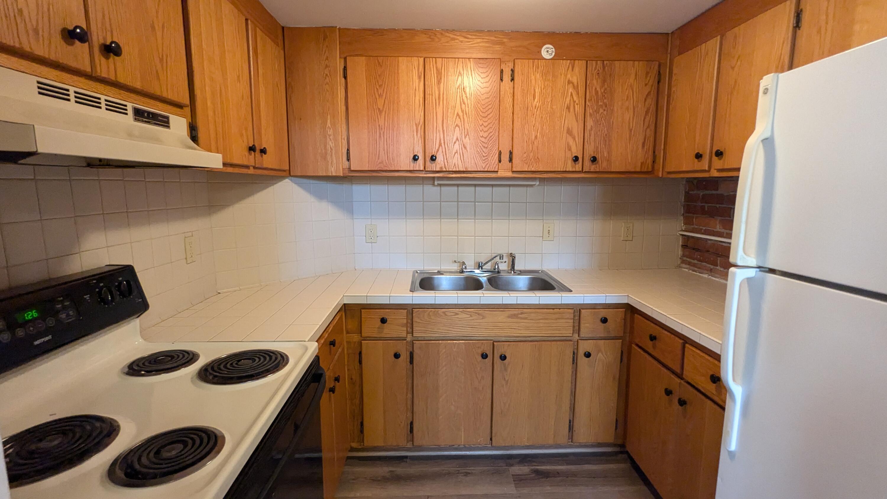 Troy, New York 12180, United States, ,Residential,Active,183301