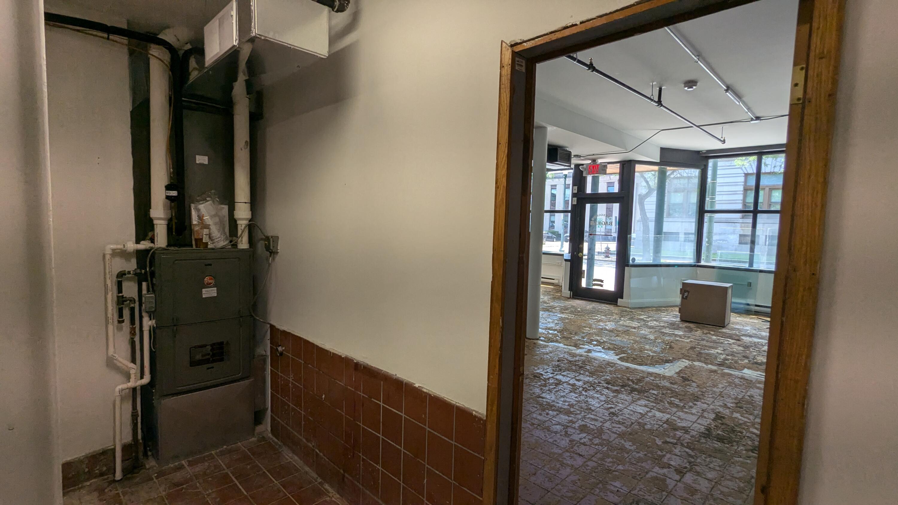 Troy, New York 12180, United States, ,Residential,Active,183301