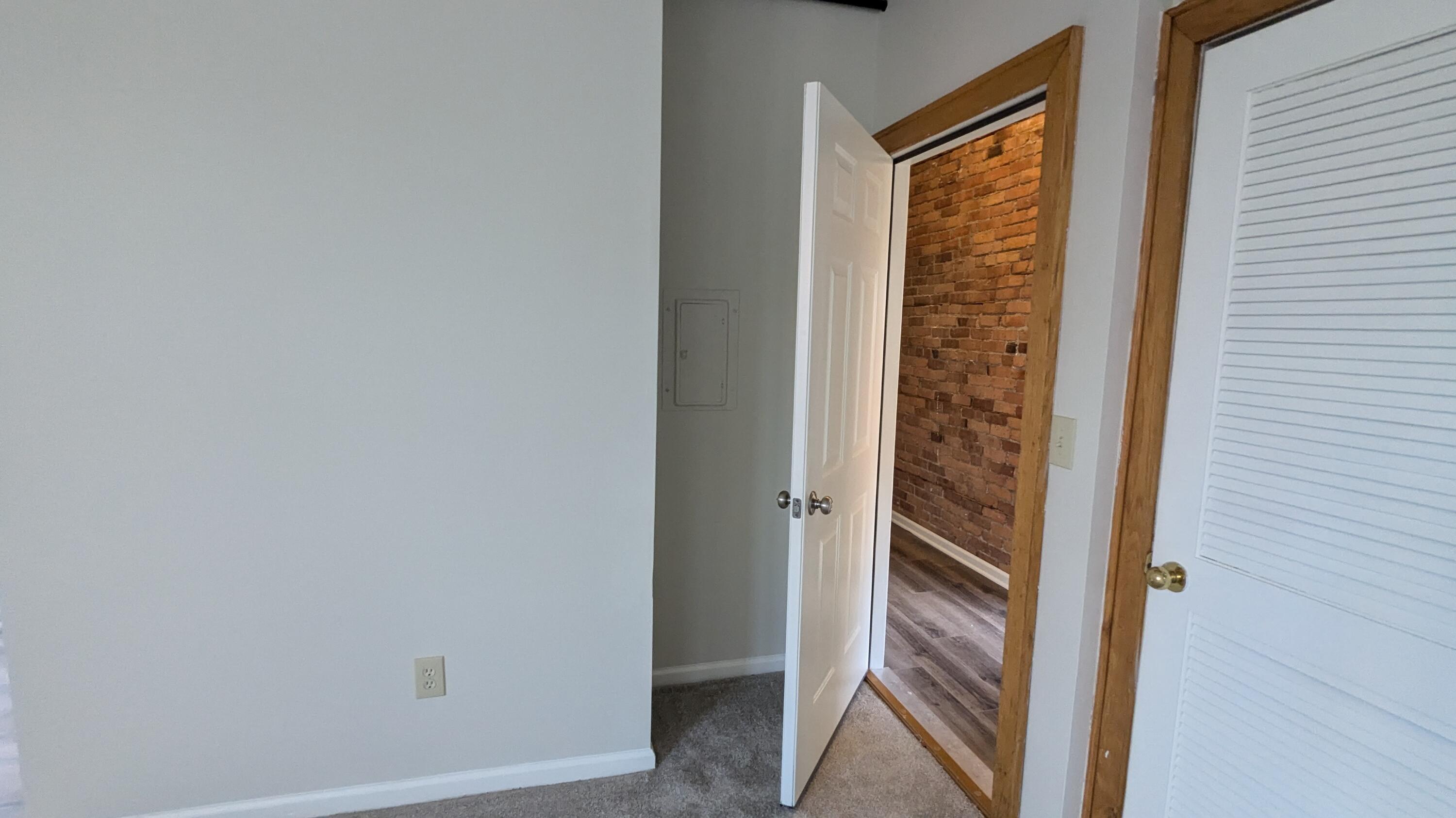 Troy, New York 12180, United States, ,Residential,Active,183301