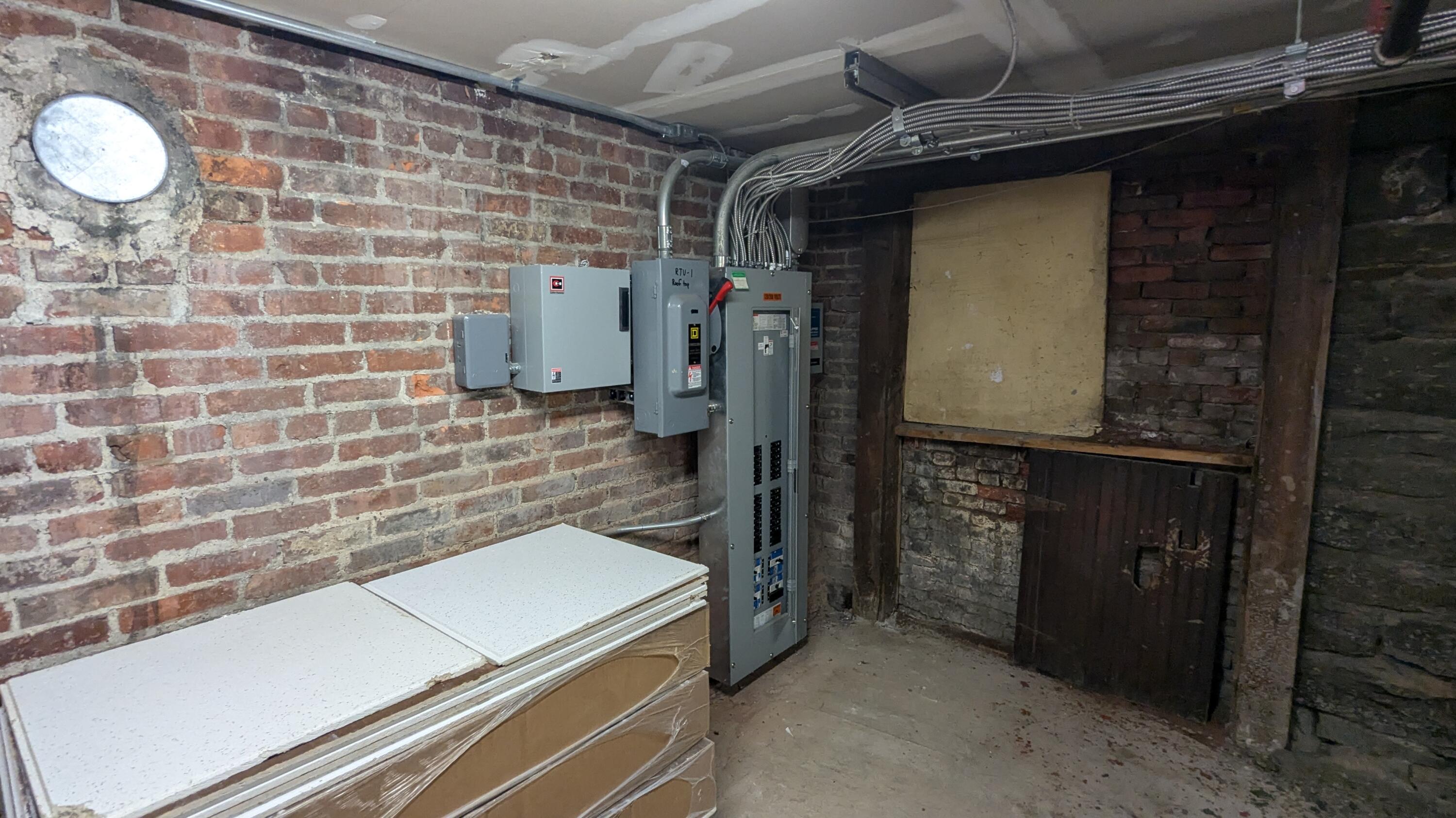 Troy, New York 12180, United States, ,Residential,Active,183301