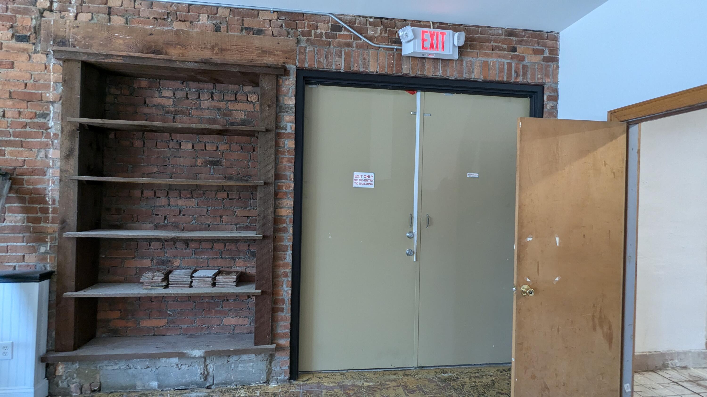 Troy, New York 12180, United States, ,Residential,Active,183301