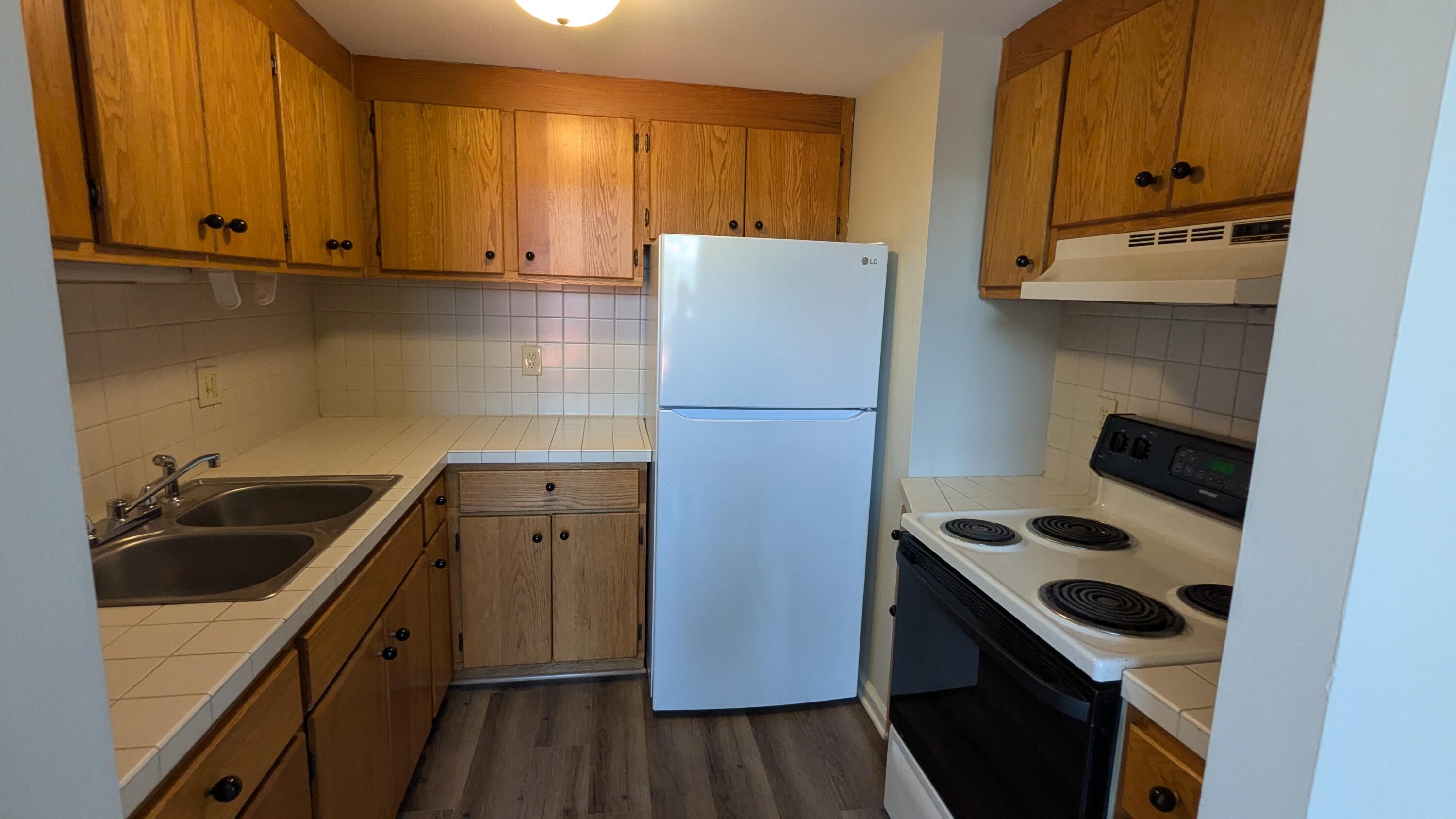 Troy, New York 12180, United States, ,Residential,Active,183301