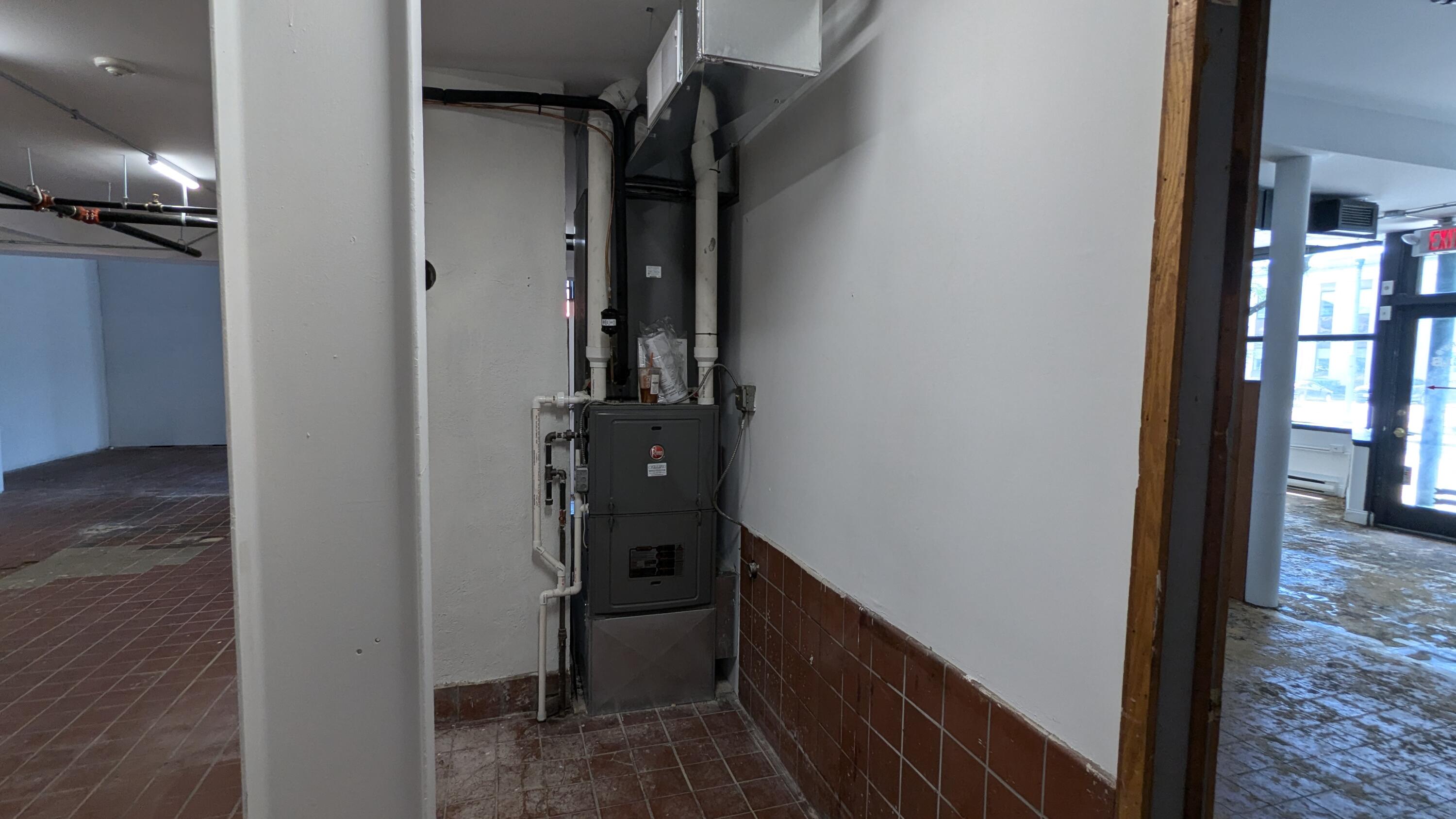 Troy, New York 12180, United States, ,Residential,Active,183301