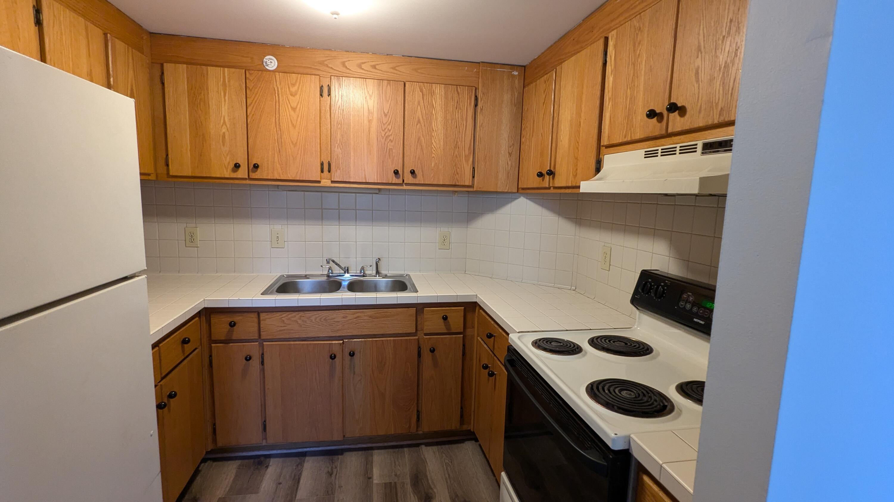 Troy, New York 12180, United States, ,Residential,Active,183301