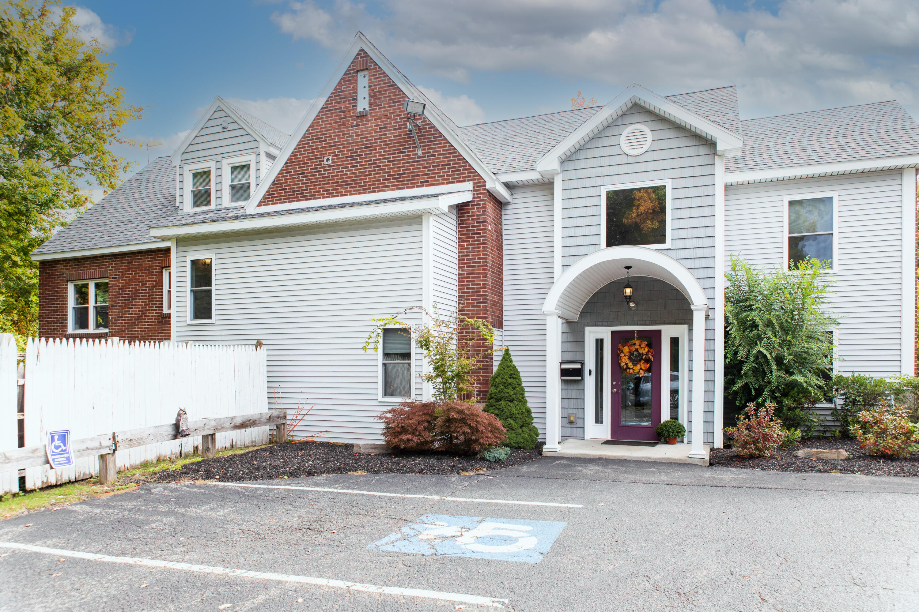 Rensselaer, New York 12144, United States, ,Residential,Active,133980