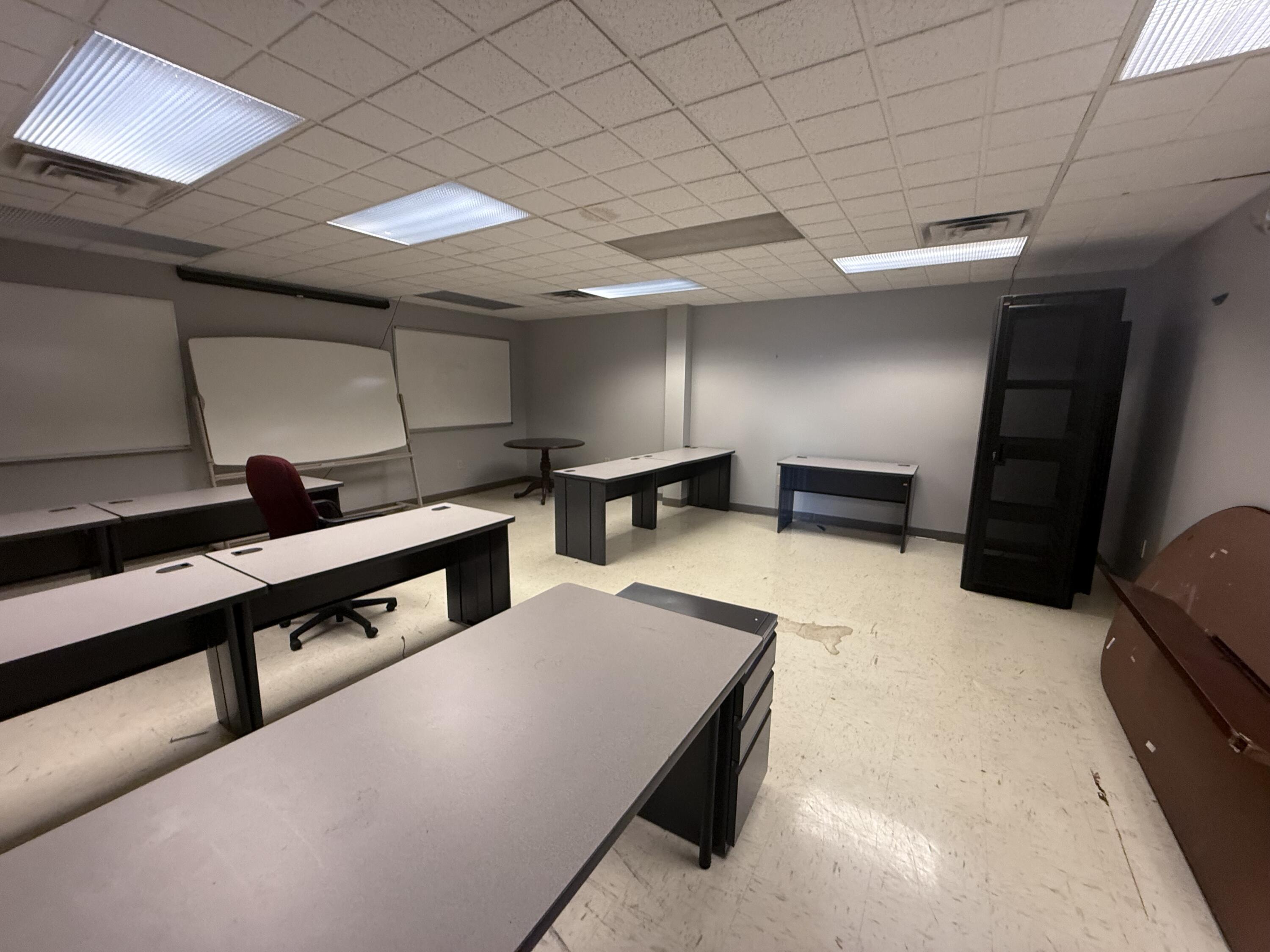 Schenectady, New York 12305, United States, ,Residential,Active,194201