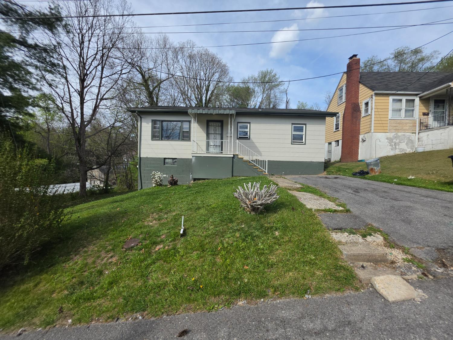 Photo 1 of 25 — Grant street, Beckley, WV 25801