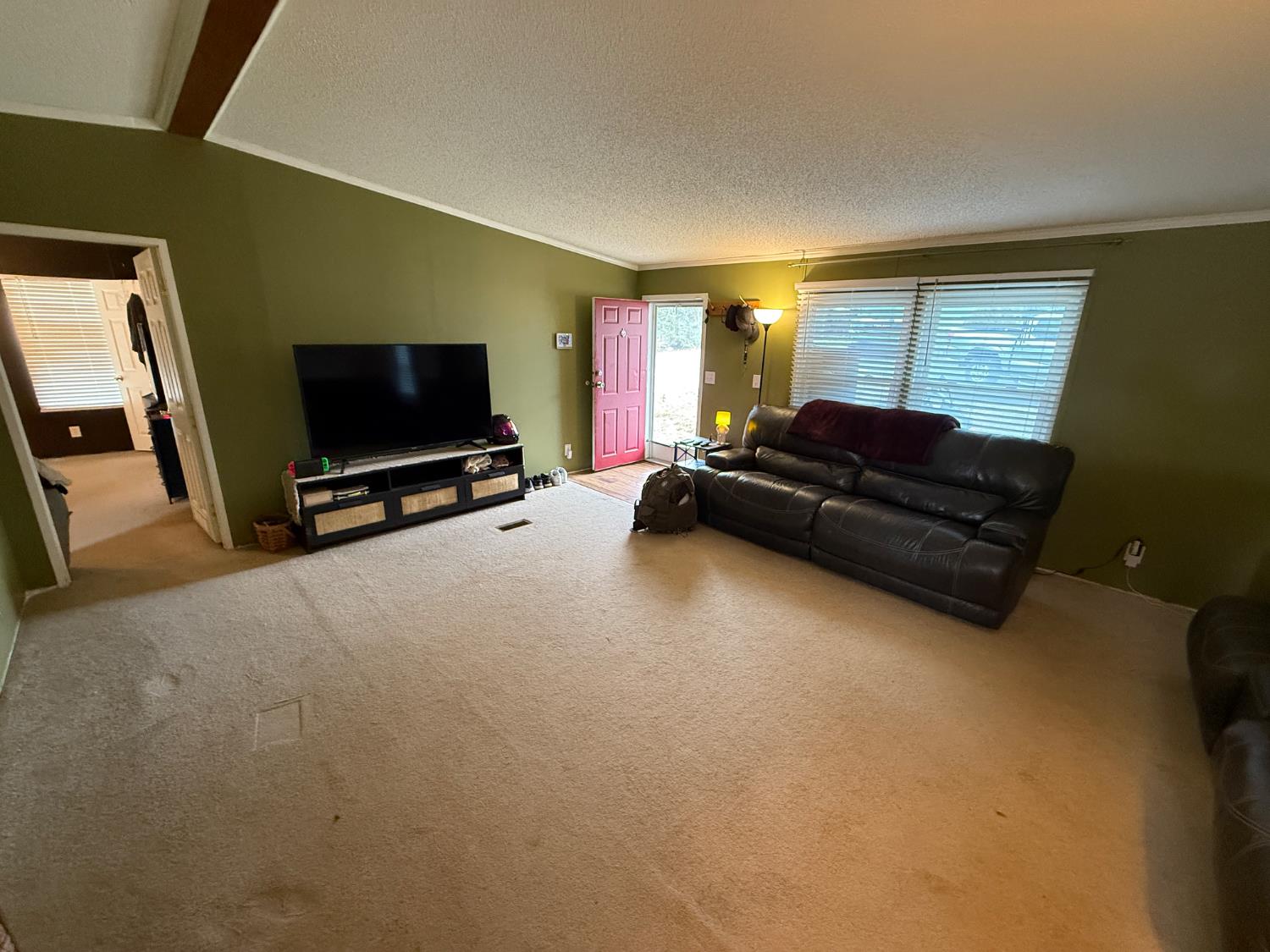 Sheridan Avenue - Photo 2