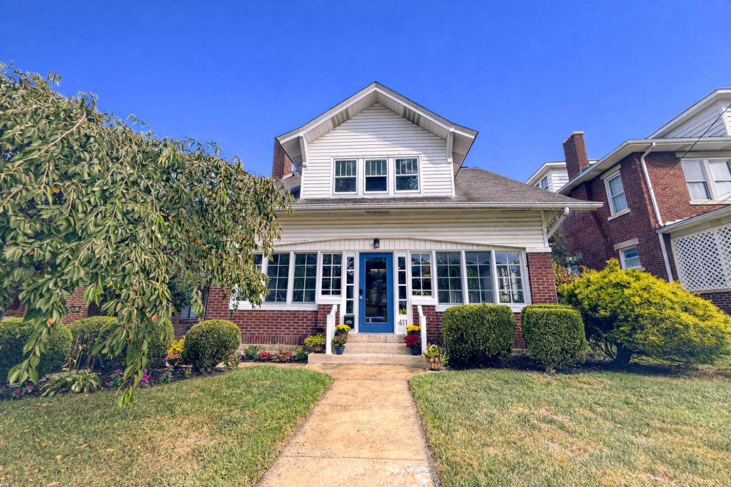 Photo 1 of 57 — Woodlawn Ave, Beckley, WV 25801
