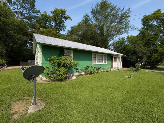 1009 KITCHENS AVE, DOUGLAS, GA 31533 - Image e15549dc16df98c2a121ed27c20dfdbf/2368824975