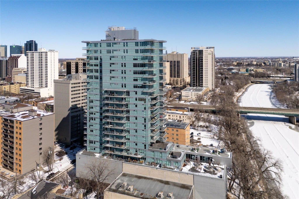 390 ASSINIBOINE AVENUE, WINNIPEG, MB R3C 0V2 - Image 2862071301.jpeg?d=l