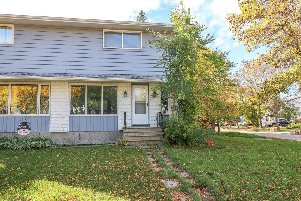 133 LAKE RIDGE ROAD, WINNIPEG, MB R2Y 1K3 - Image 2757125874.jpeg?d=l