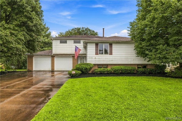 6392 LOCUST STREET EXT, LOCKPORT, NY 14094 - Image 06aeebcdcda601d69f2d3115d21ffd65/1416408427