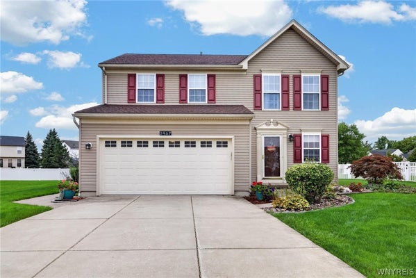 2467 KING FISHER LN, NIAGARA FALLS, NY 14304 - Image 104d71d1f57bf6d3e2bdb5a9b2c3fb17/256733950