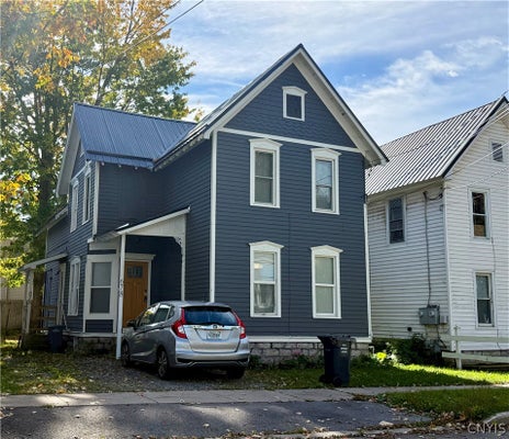 678 BRONSON ST # 2, WATERTOWN, NY 13601 - Image 1c8fdc8abbbd093a72bfb0285f51cd86/1417345374
