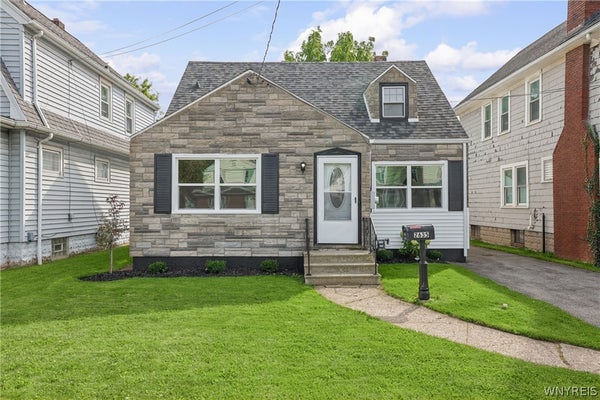 2635 PORTER RD, NIAGARA FALLS, NY 14305 - Image 1e26e09983d4cc7cf7caf4ac16d82421/308405859