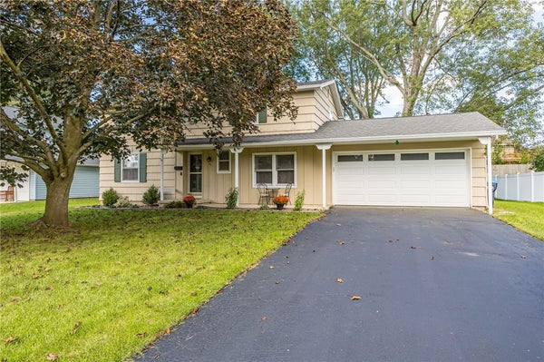 50 MEDALLION CIR, ROCHESTER, NY 14626 - Image 1e60c98bca4e2c3ea532e4825ebc2a24/4237313213