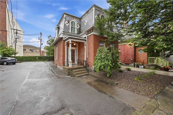 17 SAINT LOUIS PL, BUFFALO, NY 14202 - Image 3036ec832a3b77b861139a141e7e5c8a/1806096875