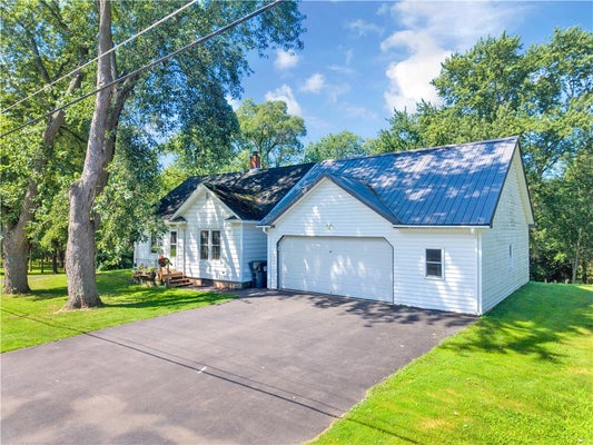 1693 GRAND AVE, SAVANNAH, NY 13146 - Image 41c5e00c4253a4e8d7e0a85b8aaeb727/2877466535