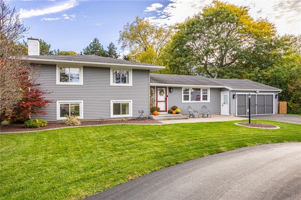 603 PLANK RD, WEBSTER, NY 14580 - Image 44c3e88f4e3145edece455256cb2d98f/2479852426